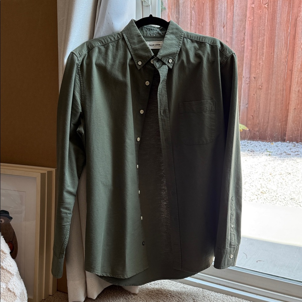 Taylor Stitch Forest Green Casual Button Down Shirt